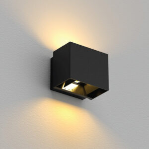 LAMP-MURO. EXTERIOR, PIRQA10W, 100-240V, 800LM, 30K, IP65 NGRO