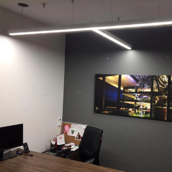 LUMINARIO CONECTOR EN X BLANCO - Imagen 3